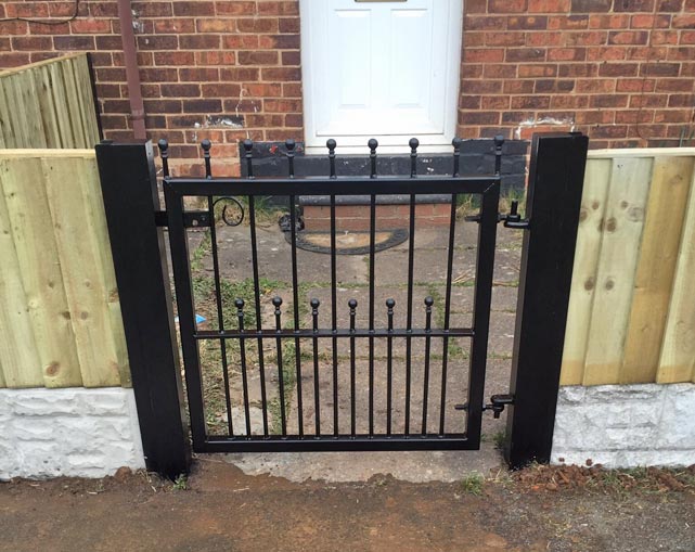 Metal Gates and Metal Railings Stoke on Trent