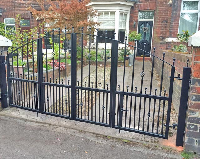 Metal Gates in Stoke on Trent