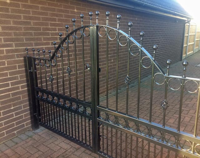 Metal Gates Installation Stoke on Trent